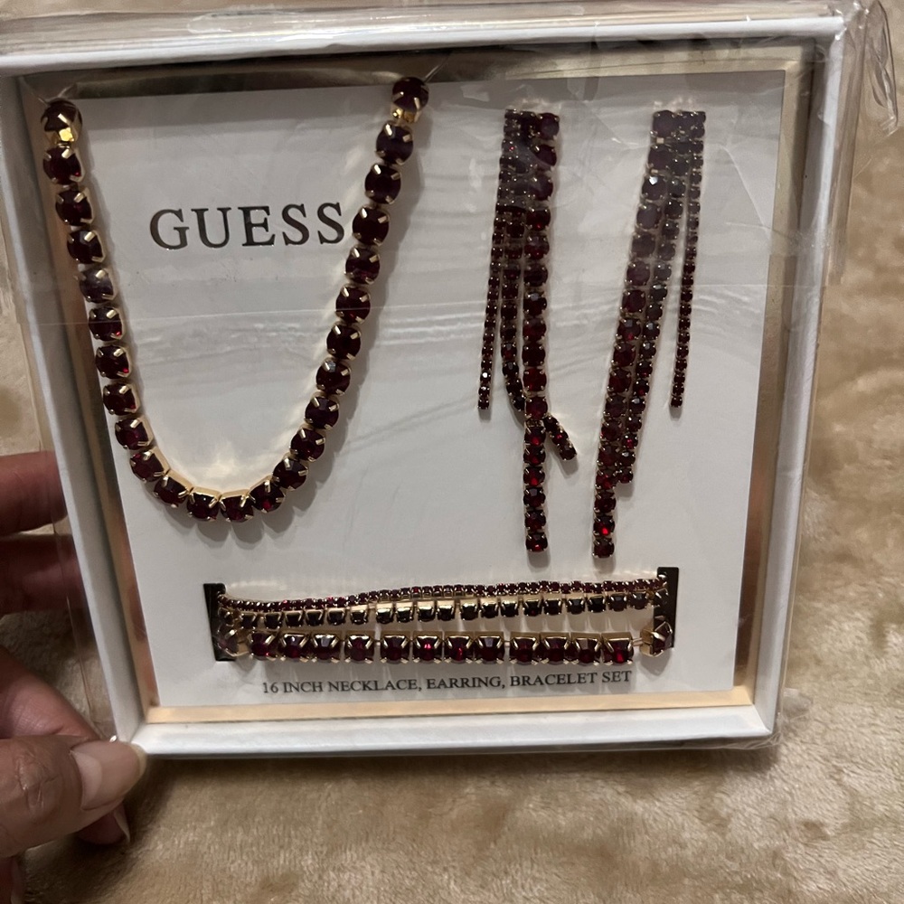 Guess Deep Red Jewelry Set